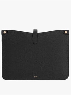 Cuyana System Laptop Sleeve 16-inch (Black Pebbled Leather)